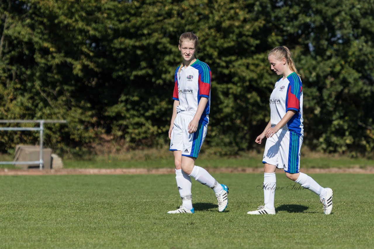 Bild 142 - B-Juniorinnen Krummesser SV - SV Henstedt Ulzburg : Ergebnis: 0:3